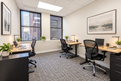 Private window day office 514