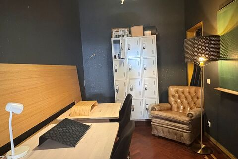 Private Office 4