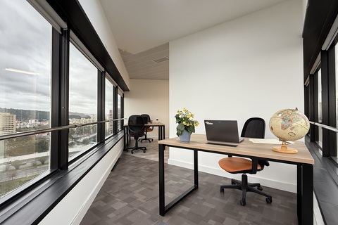 Office 16 - Executive Office