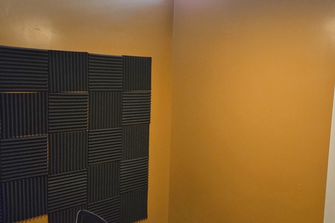 1 Person Private Office