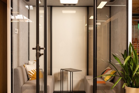 Private Office/Meeting Pod 3