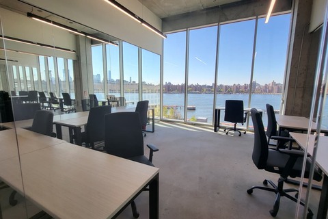 1-3 Person Interior Office 539