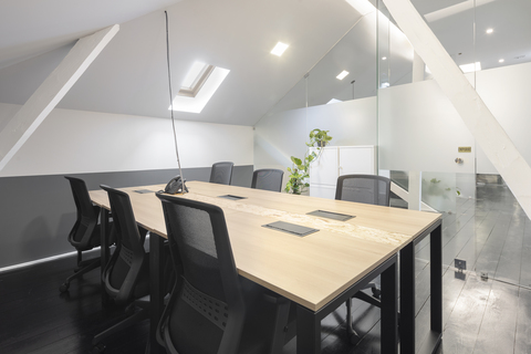 Private Office 301 