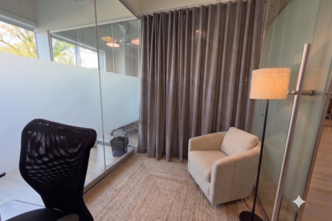 1-Person Private Office Oversized
