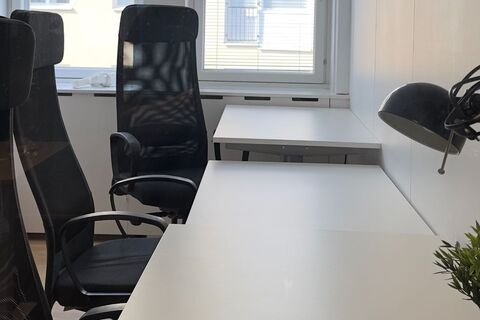 Private Office 21