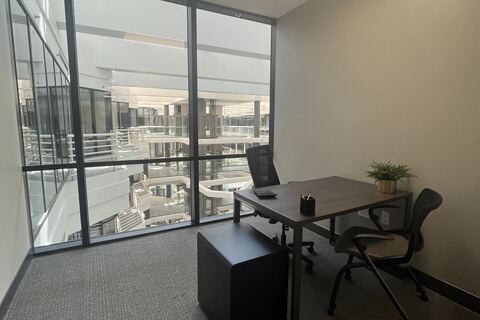 Suite 182