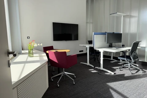 Day Office 0C1