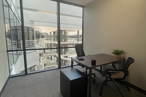 Suite 182