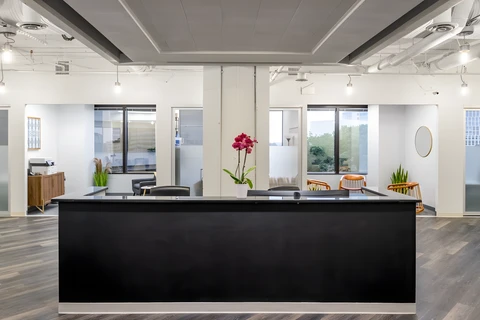 1751 Pinnacle Coworking