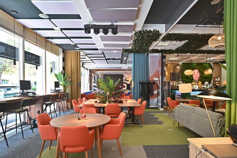 Avila Spaces - Parque das Nacoes