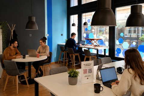bee@work Anker