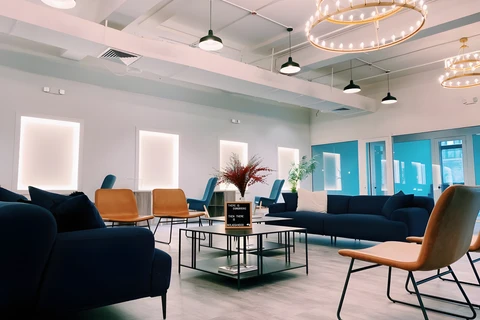 Class & Co