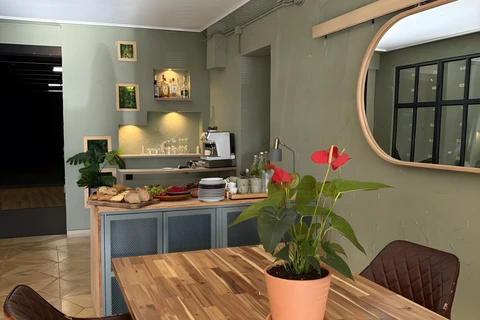 Elo House