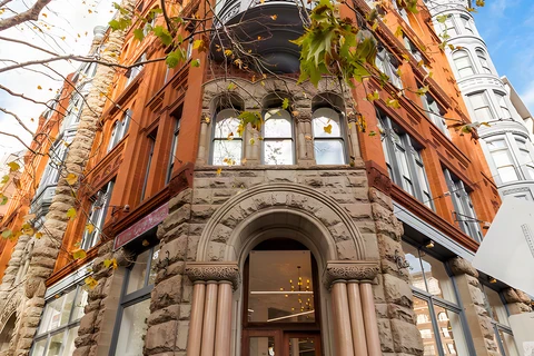 Expansive - Pioneer Building