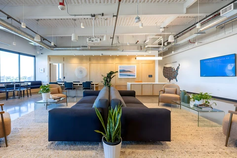 Expansive San Mateo