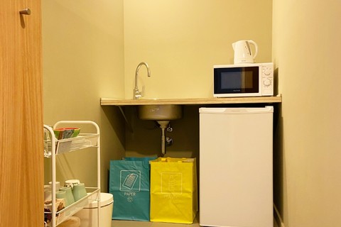 a small room