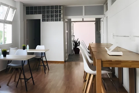 Simple Social Hub
