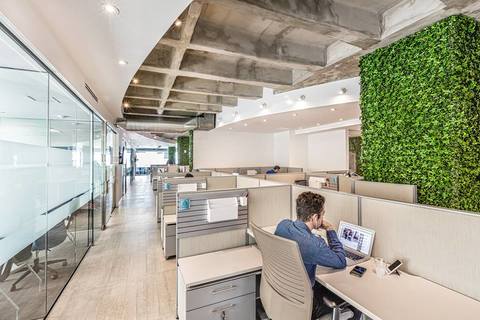 06 Flex Desks