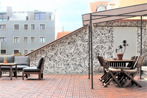 a bench in front of a building