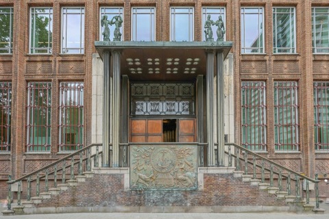 a bench in front of a building