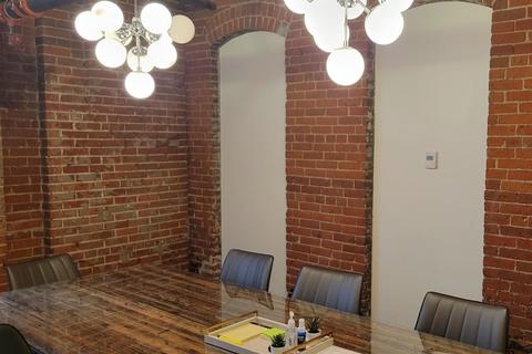 Large Conference Room for 8 People