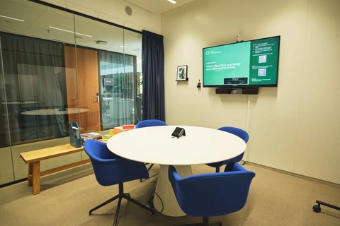 Meeting Room: 1.1