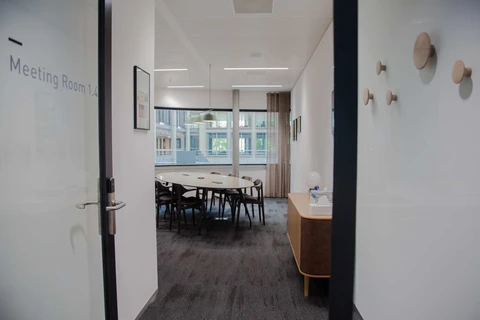 Meeting Room: 1.4 