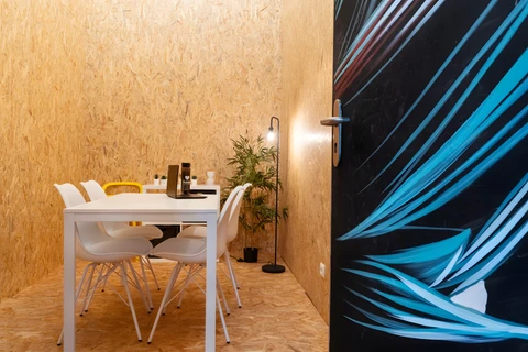 React Meeting Room
