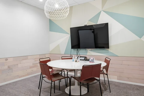 Success (TV) - 1st Floor