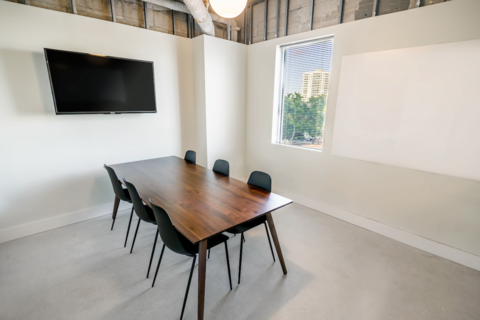 Private Meeting Room for 8