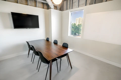 Private Meeting Room for 8