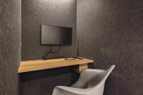SINGLE SOUNDPROOF PHONEBOOTH