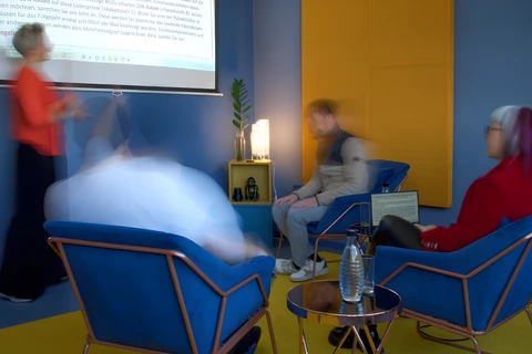 Nikola: Face-to-face meetings and online conferences for exciting developments