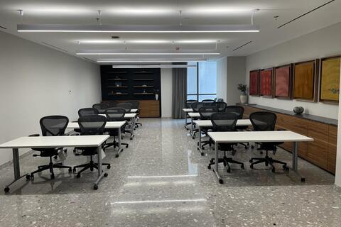 Sala de capacitación / Training Center 