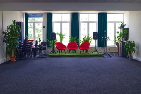 Ostrom - Main event room