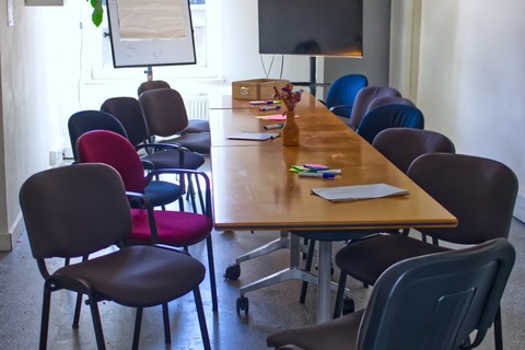 Satoshi - Board Room