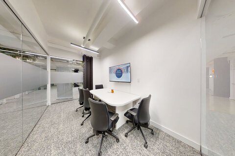 Lounge 1