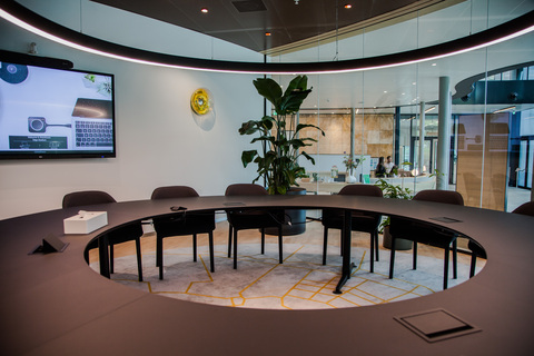 Meeting Room: 0.1 