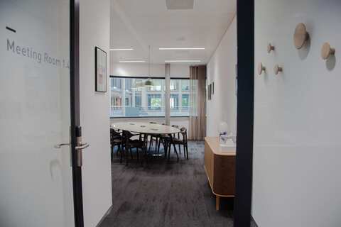 Meeting Room: 1.4 