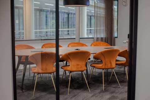 Meeting Room: 1.5 