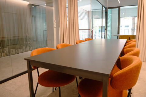 SALA M
