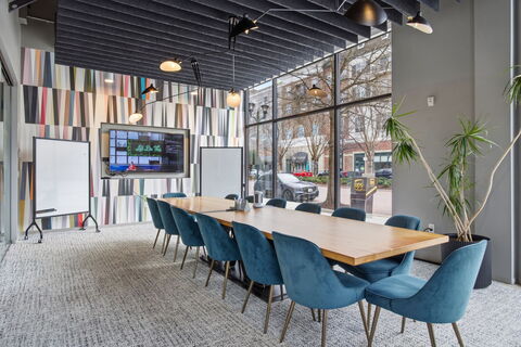 The Shark Tank (TV) - 1st Floor