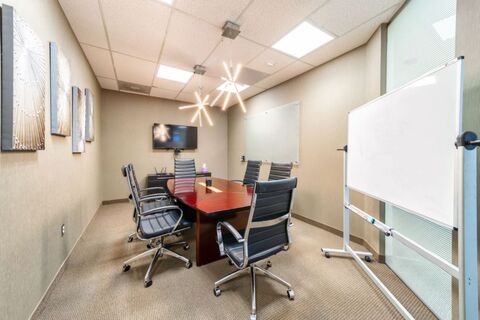 Plano Room