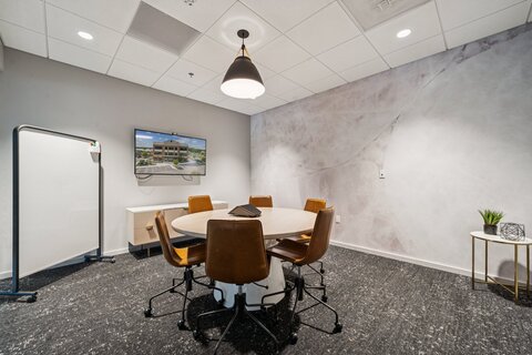 Quartz - 2nd Floor