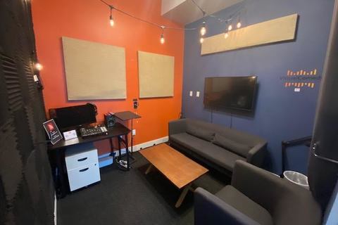 Podcast Room