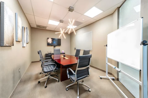 Plano Room