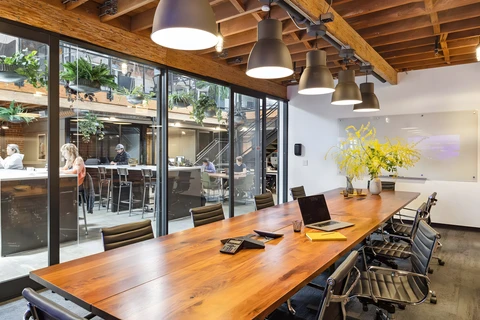Telegraph Room (Large Meeting Room — Equipped with Hybrid Meeting Technology)