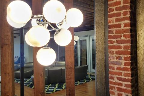 Small Conference Room for 4 People