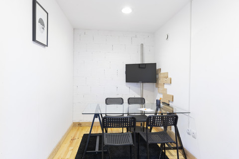 Meet Meeting Room