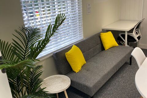 Co-Unity Meeting Room 